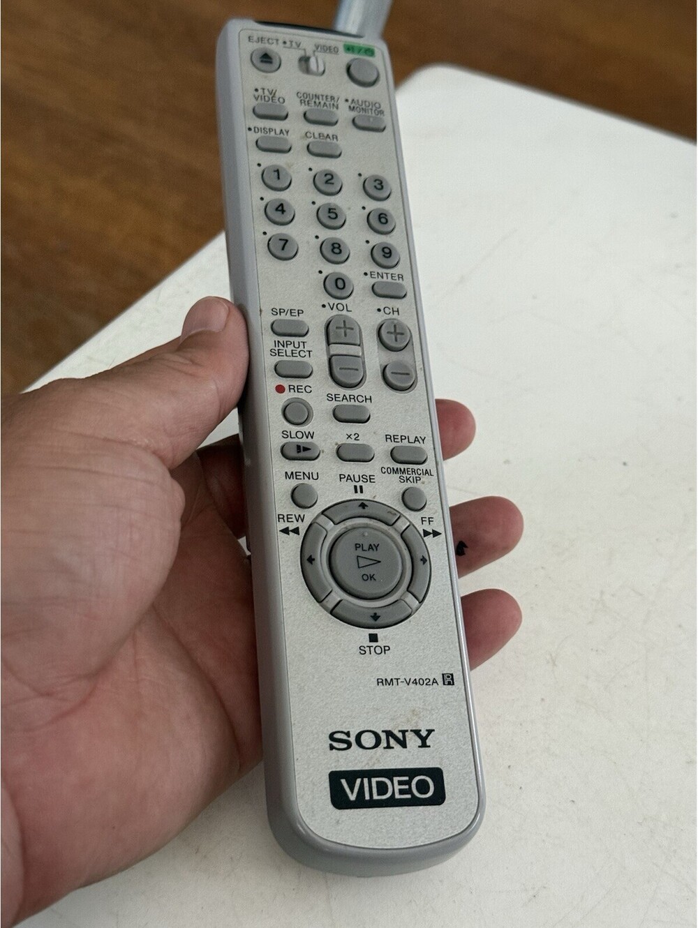 Sony RMTV-402A Remote Control for SLVN-750 VCR Original , Missing Battery Cover